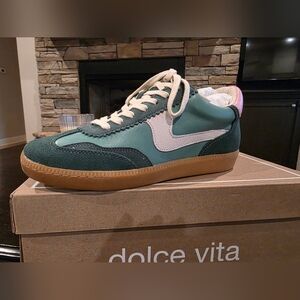 Fun Dolce Vita Fashion Sneakers-NWT